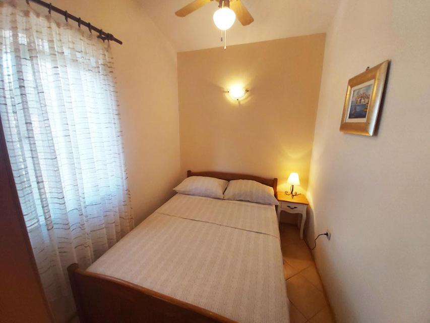 Apartments Carmen Винишче Экстерьер фото