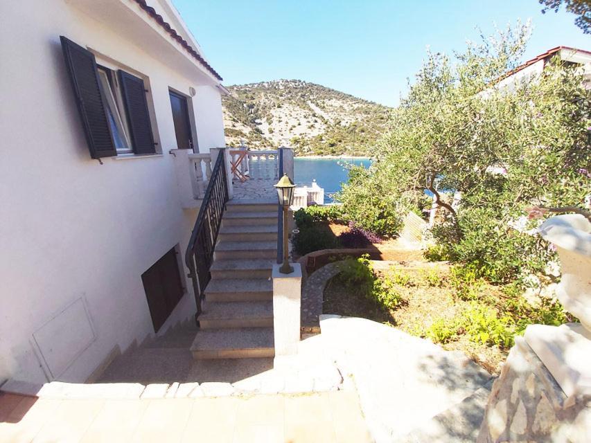 Apartments Carmen Винишче Экстерьер фото