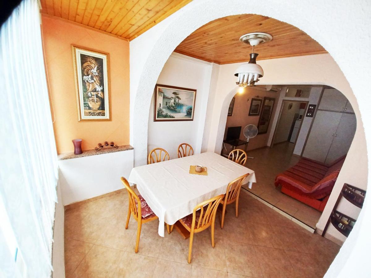 Apartments Carmen Винишче Экстерьер фото
