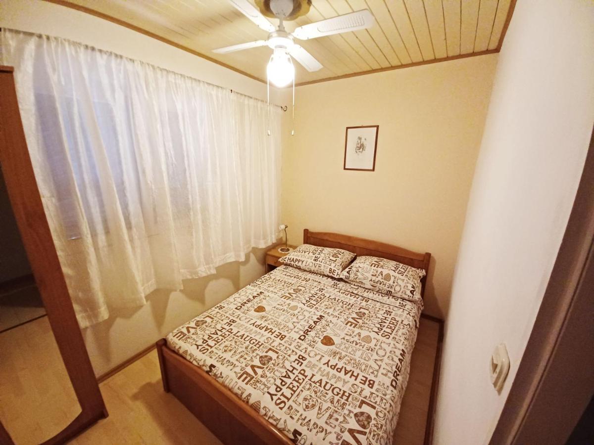 Apartments Carmen Винишче Экстерьер фото