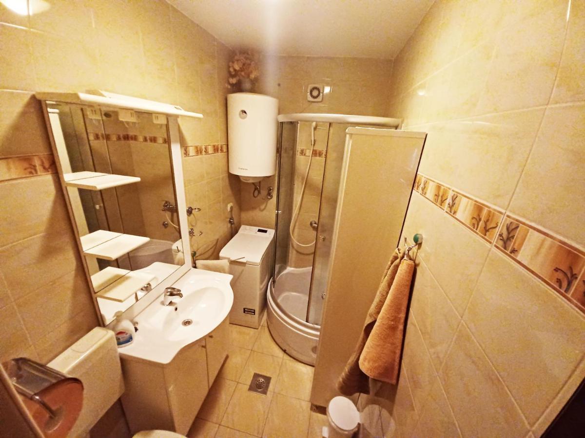 Apartments Carmen Винишче Экстерьер фото